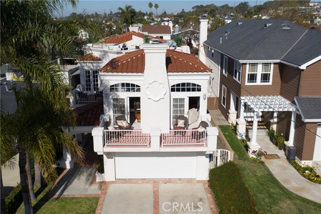 1021 Avenue D, Redondo Beach, California 90277, 4 Bedrooms Bedrooms, ,2 BathroomsBathrooms,Residential,Sold,Avenue D,SB21005310