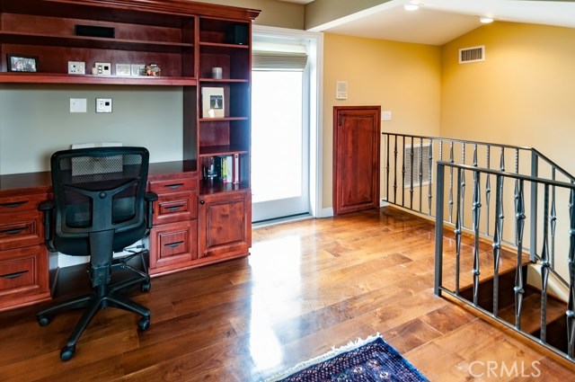 619 Broadway, Redondo Beach, California 90277, 3 Bedrooms Bedrooms, ,2 BathroomsBathrooms,Residential,Sold,Broadway,SB17102336