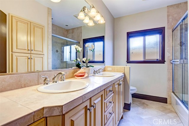 511 N Maria Avenue, Redondo Beach, California 90277, 4 Bedrooms Bedrooms, ,2 BathroomsBathrooms,Residential,Sold,N Maria,SB17103016