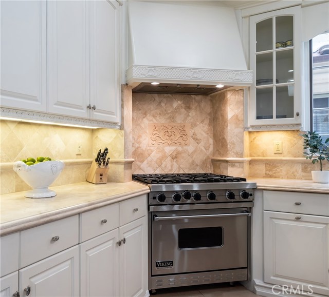 441 1st Street, Manhattan Beach, California 90266, 5 Bedrooms Bedrooms, ,4 BathroomsBathrooms,Residential,Sold,1st,SB19263313