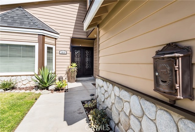 1917 Bataan Road, Redondo Beach, California 90278, 4 Bedrooms Bedrooms, ,1 BathroomBathrooms,Residential,Sold,Bataan,SB18045811