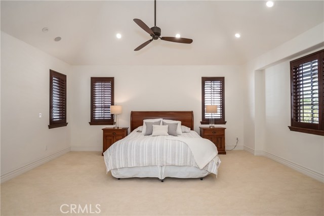 441 1st Street, Manhattan Beach, California 90266, 5 Bedrooms Bedrooms, ,4 BathroomsBathrooms,Residential,Sold,1st,SB19263313