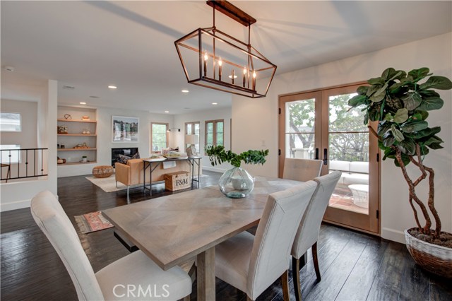 608 29th Street, Manhattan Beach, California 90266, 4 Bedrooms Bedrooms, ,2 BathroomsBathrooms,Residential,Sold,29th,SB18233870