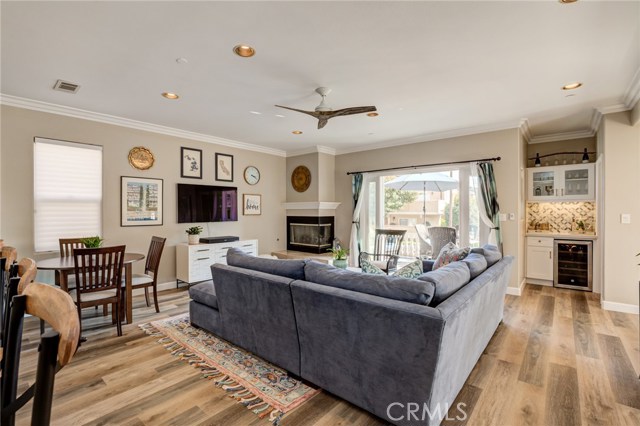 2403 Rockefeller Lane, Redondo Beach, California 90278, 3 Bedrooms Bedrooms, ,2 BathroomsBathrooms,Residential,Sold,Rockefeller,SB20212626