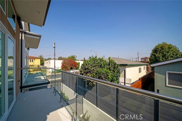 1756 Dixon, Redondo Beach, California 90278, 3 Bedrooms Bedrooms, ,4 BathroomsBathrooms,Residential,Sold,Dixon,SB20223593