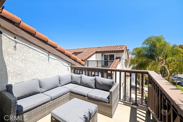 Loft balcony with peek-a-boo ocean views