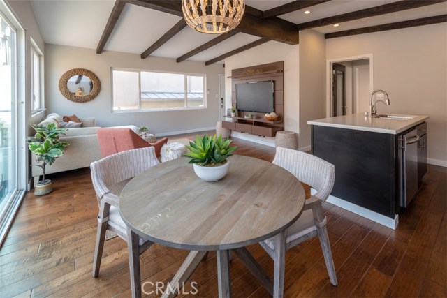 317 Gull Street, Manhattan Beach, California 90266, 3 Bedrooms Bedrooms, ,3 BathroomsBathrooms,Residential,Sold,Gull,SB20171663