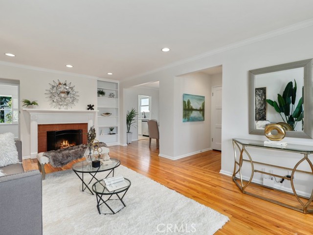 2 Bed Home for Sale in Sherman Oaks, California