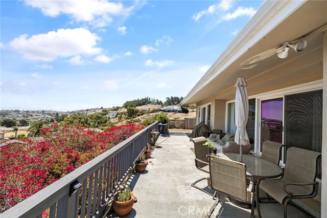 2050 Suana Drive, Rancho Palos Verdes, California 90275, 3 Bedrooms Bedrooms, ,2 BathroomsBathrooms,Residential,Sold,Suana,PW21144853