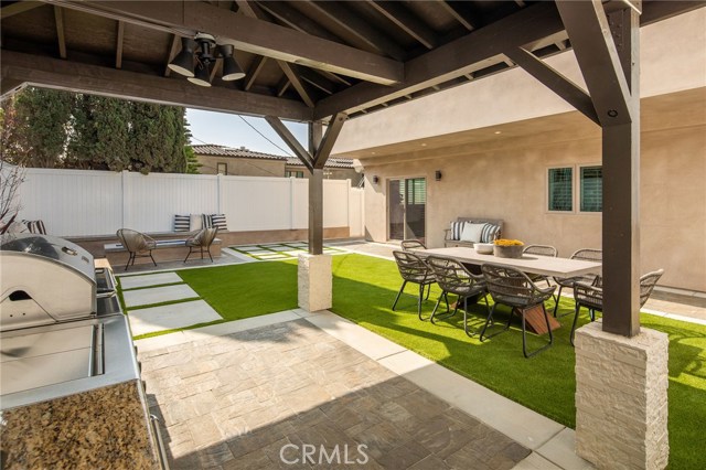 3208 Pacific Avenue, Manhattan Beach, California 90266, 4 Bedrooms Bedrooms, ,3 BathroomsBathrooms,Residential,Sold,Pacific,SB18253050