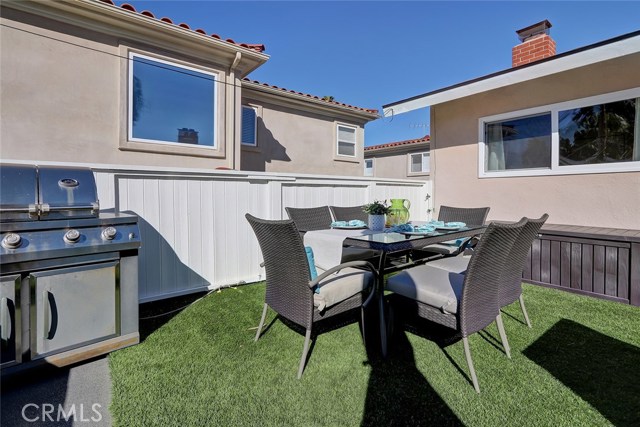 811 Spencer Street, Redondo Beach, California 90277, 4 Bedrooms Bedrooms, ,2 BathroomsBathrooms,Residential,Sold,Spencer,SB19017533