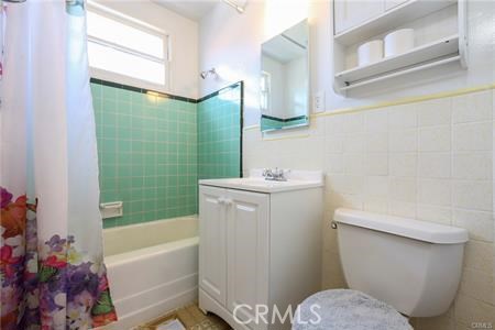 1215 Steinhart Avenue, Redondo Beach, California 90278, 3 Bedrooms Bedrooms, ,1 BathroomBathrooms,Residential,Sold,Steinhart,SB20178835