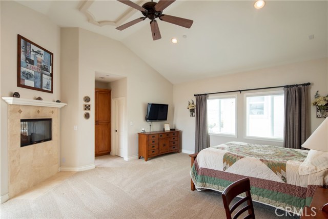 2208 Warfield Avenue, Redondo Beach, California 90278, 4 Bedrooms Bedrooms, ,2 BathroomsBathrooms,Residential,Sold,Warfield,SB19044188