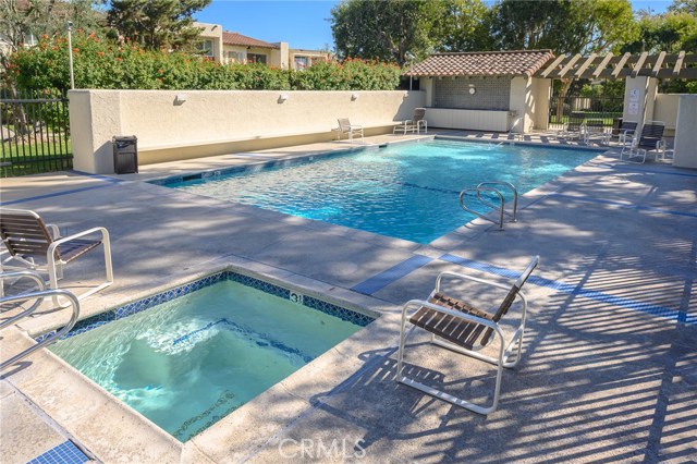 15 Oaktree Lane, Rolling Hills Estates, California 90274, 3 Bedrooms Bedrooms, ,1 BathroomBathrooms,Residential,Sold,Oaktree,PV19262443
