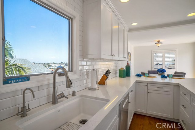 1504 Silver Street, Hermosa Beach, California 90254, 5 Bedrooms Bedrooms, ,3 BathroomsBathrooms,Residential,Sold,Silver,SB19057959