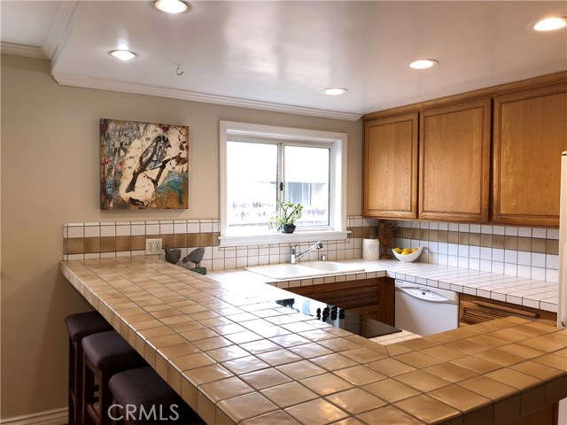 433 2ND Street, Hermosa Beach, California 90254, 3 Bedrooms Bedrooms, ,2 BathroomsBathrooms,Residential,Sold,2ND Street,SB18113035