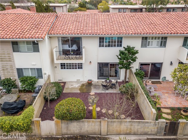 23 Via Granada, Rolling Hills Estates, California 90274, 3 Bedrooms Bedrooms, ,3 BathroomsBathrooms,Residential,Sold,Via Granada,TR21006057