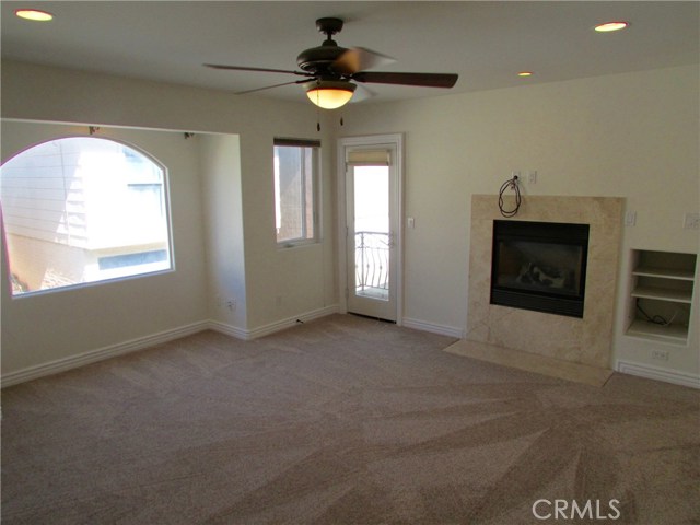 728 Sunset Drive, Hermosa Beach, California 90254, ,Residential Income,Sold,Sunset,SB18153868