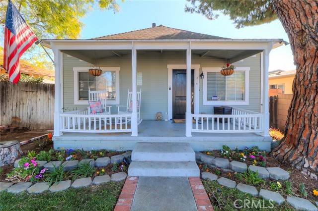 Detail Gallery Image 1 of 1 For 214 S Vermont Ave, Glendora,  CA 91741 - 3 Beds | 2 Baths