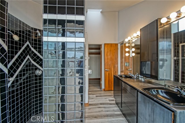 511 Marine Avenue, Manhattan Beach, California 90266, 3 Bedrooms Bedrooms, ,2 BathroomsBathrooms,Residential,Sold,Marine,SB19078478