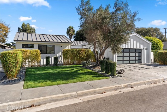 Photo of 490 Cabrillo Street, Costa Mesa, CA 92627