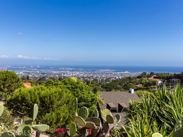 30048 Knoll View Drive, Rancho Palos Verdes, California 90275, 3 Bedrooms Bedrooms, ,2 BathroomsBathrooms,Residential,Sold,Knoll View,PV19091572