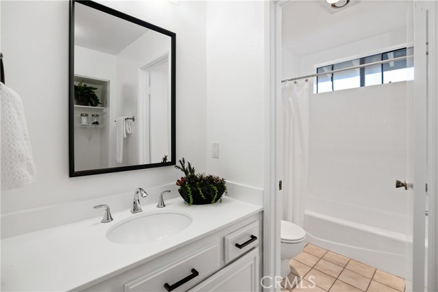 2715 Vanderbilt Lane, Redondo Beach, California 90278, 3 Bedrooms Bedrooms, ,2 BathroomsBathrooms,Residential,Sold,Vanderbilt,SB20191300