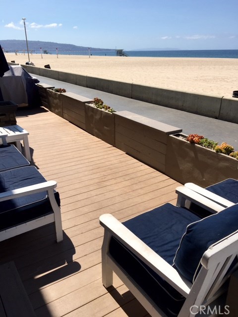 3411 The Strand, Hermosa Beach, California 90254, 8 Bedrooms Bedrooms, ,4 BathroomsBathrooms,Residential,Sold,The Strand,SB18157484