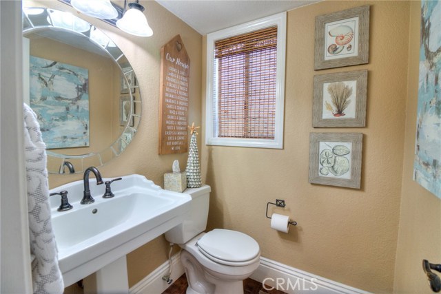 2208 Bataan Road, Redondo Beach, California 90278, 3 Bedrooms Bedrooms, ,2 BathroomsBathrooms,Residential,Sold,Bataan,SB19018998