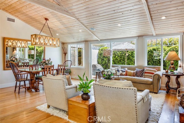 37 Dapplegray Lane, Rolling Hills Estates, California 90274, 4 Bedrooms Bedrooms, ,3 BathroomsBathrooms,Residential,Sold,Dapplegray,PV19062488