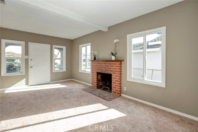  Income Home for Sale in Hawthorne, California