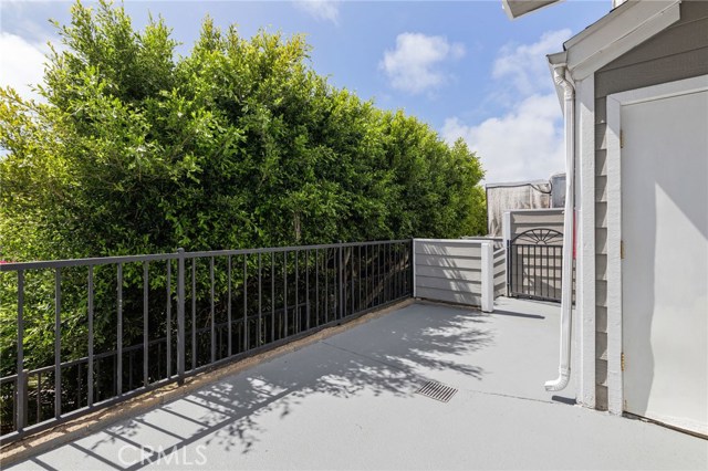 125 Lucia Avenue, Redondo Beach, California 90277, 3 Bedrooms Bedrooms, ,1 BathroomBathrooms,Residential,Sold,Lucia,SB20095543