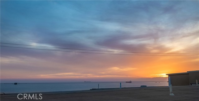 319 24th Street, Manhattan Beach, California 90266, 3 Bedrooms Bedrooms, ,3 BathroomsBathrooms,Residential,Sold,24th,SB21092556