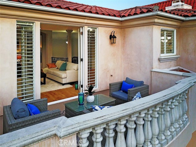 618 Broadway, Redondo Beach, California 90277, 3 Bedrooms Bedrooms, ,2 BathroomsBathrooms,Residential,Sold,Broadway,SB17101227