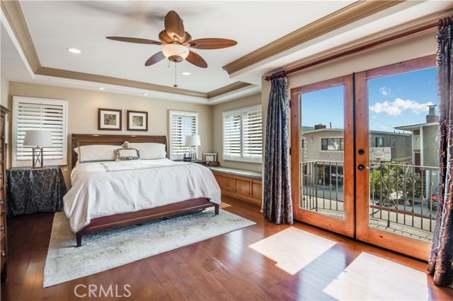 2034 SPRINGFIELD Avenue, Hermosa Beach, California 90254, 5 Bedrooms Bedrooms, ,3 BathroomsBathrooms,Residential,Sold,SPRINGFIELD,SB21089545