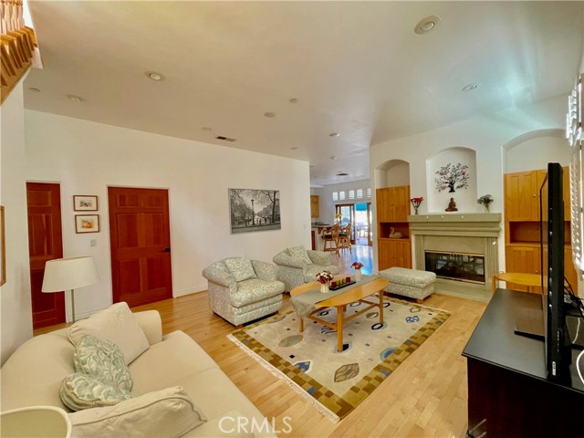808 Juanita Avenue, Redondo Beach, California 90277, 5 Bedrooms Bedrooms, ,3 BathroomsBathrooms,Residential,Sold,Juanita,IN21096343