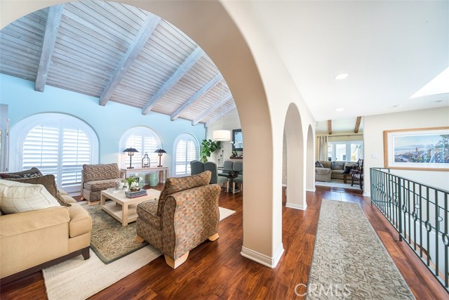 117 Prospect Avenue, Redondo Beach, California 90277, 4 Bedrooms Bedrooms, ,2 BathroomsBathrooms,Residential,Sold,Prospect,SB19013602