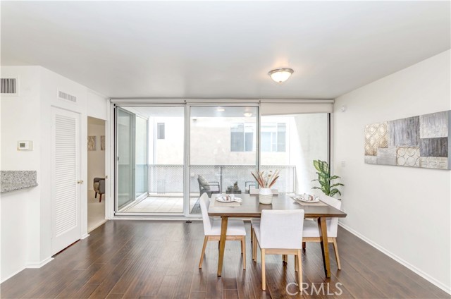 1 Bed Home for Sale in Beverly Hills, California