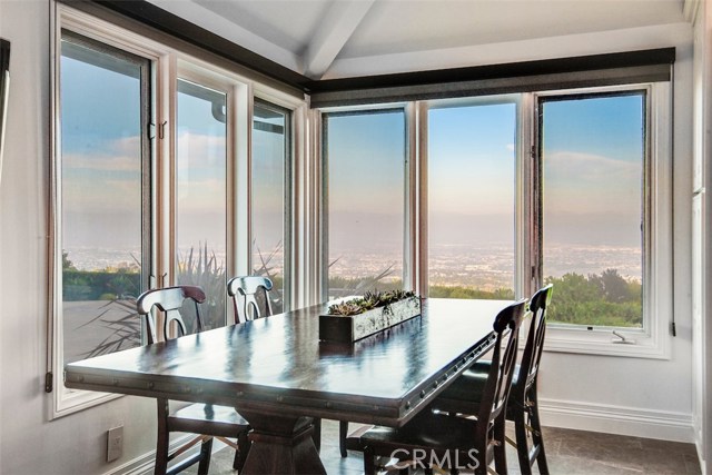 11 Outrider Road, Rolling Hills, California 90274, 4 Bedrooms Bedrooms, ,3 BathroomsBathrooms,Residential,Sold,Outrider,PV20235283