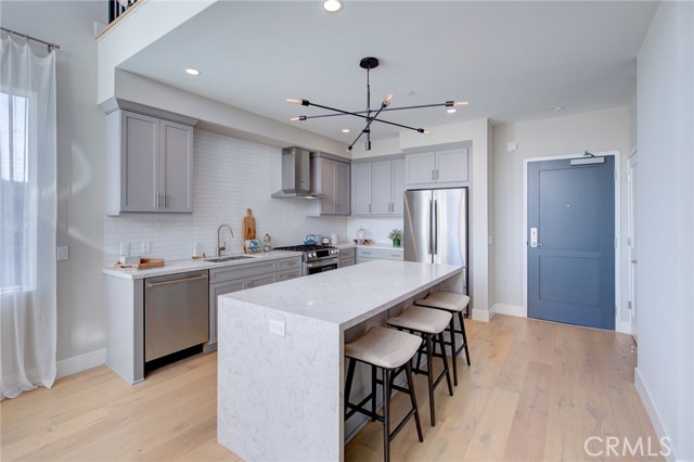 1920 Pacific Coast Highway, Redondo Beach, California 90277, 2 Bedrooms Bedrooms, ,2 BathroomsBathrooms,Residential,Sold,Pacific Coast Highway,OC20078485