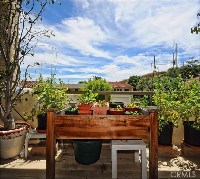 53 Aspen Way, Rolling Hills Estates, California 90274, 2 Bedrooms Bedrooms, ,1 BathroomBathrooms,Residential,Sold,Aspen,PV19150443