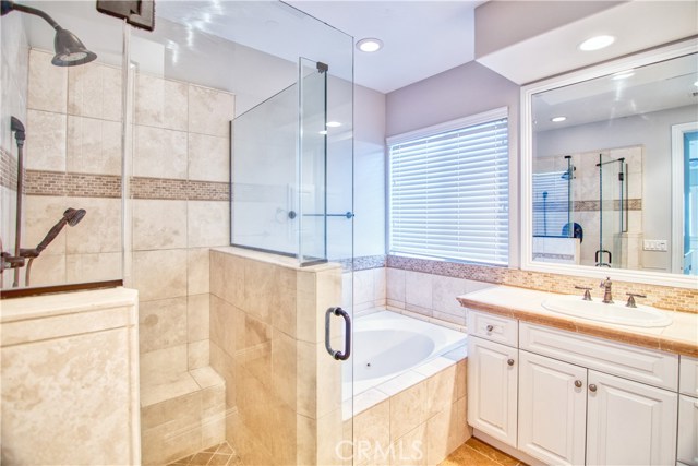2417 Carnegie Lane, Redondo Beach, California 90278, 3 Bedrooms Bedrooms, ,2 BathroomsBathrooms,Residential,Sold,Carnegie,NP20074275