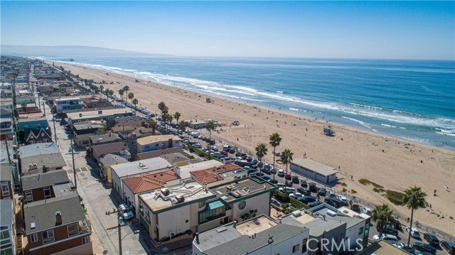 4216 The Strand, Manhattan Beach, California 90266, 5 Bedrooms Bedrooms, ,6 BathroomsBathrooms,Residential,Sold,The Strand,SB20211856