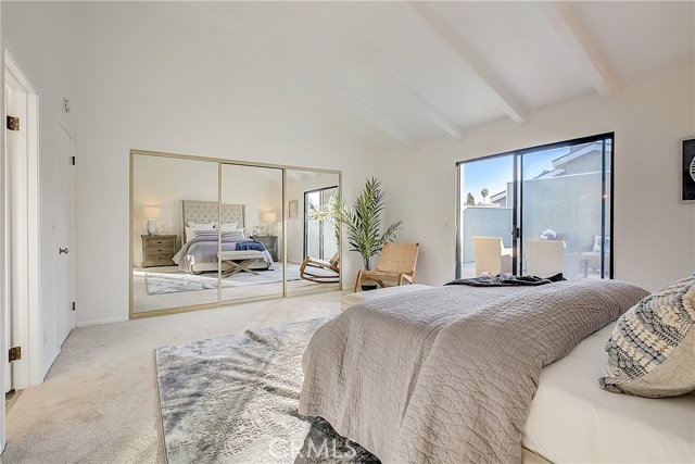 2215 Huntington Lane, Redondo Beach, California 90278, 3 Bedrooms Bedrooms, ,2 BathroomsBathrooms,Residential,Sold,Huntington,PW21010737