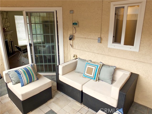 1104 Harkness Lane, Redondo Beach, California 90278, 3 Bedrooms Bedrooms, ,2 BathroomsBathrooms,Residential,Sold,Harkness,PW18238945