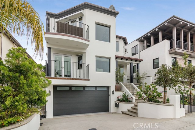 2448 Silverstrand Avenue, Hermosa Beach, California 90254, 5 Bedrooms Bedrooms, ,4 BathroomsBathrooms,Residential,Sold,Silverstrand,SB20229605