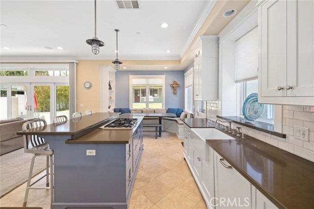 733 Juanita Avenue, Redondo Beach, California 90277, 5 Bedrooms Bedrooms, ,5 BathroomsBathrooms,Residential,Sold,Juanita,SB20142133