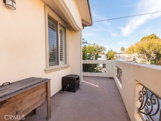 2416 Grant Avenue, Redondo Beach, California 90278, 3 Bedrooms Bedrooms, ,2 BathroomsBathrooms,Residential,Sold,Grant,SB20242982