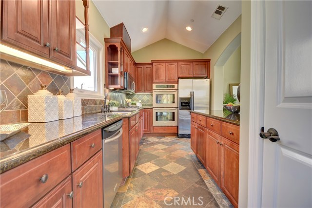 1912 Vanderbilt Lane, Redondo Beach, California 90278, 4 Bedrooms Bedrooms, ,3 BathroomsBathrooms,Residential,Sold,Vanderbilt,SB18191238