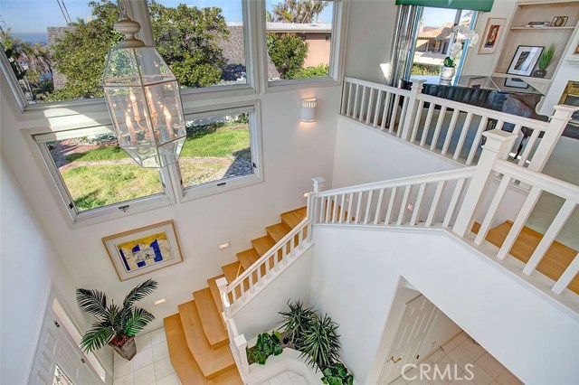 939 1st Street, Manhattan Beach, California 90266, 4 Bedrooms Bedrooms, ,4 BathroomsBathrooms,Residential,Sold,1st,SB17057614